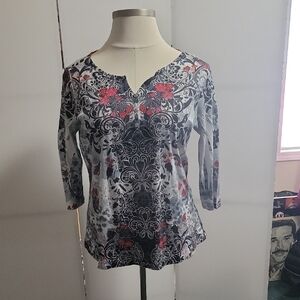 Gray and Black Graphic 3/4 Sleeve Blouse with Notched Collar With Red